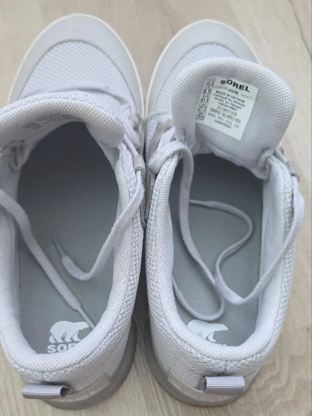 Sorel Out 'N About III Low Waterproof Sneakers Moonstone Grey Women's 10.5